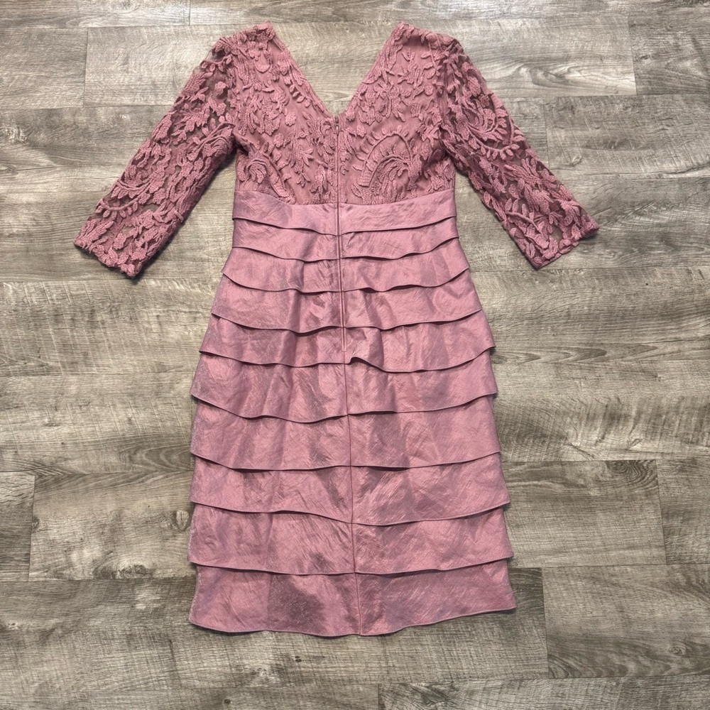 Adrianna Papell Ash Rose V Neck Lace Bodice Tiered Sheet Mini Dress Sz. 4 - Picture 2 of 8